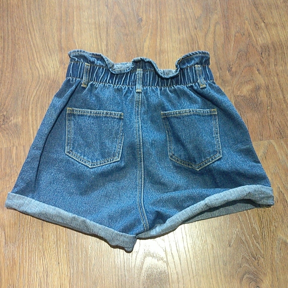 Paperbag Denim Shorts - Picture 2 of 4